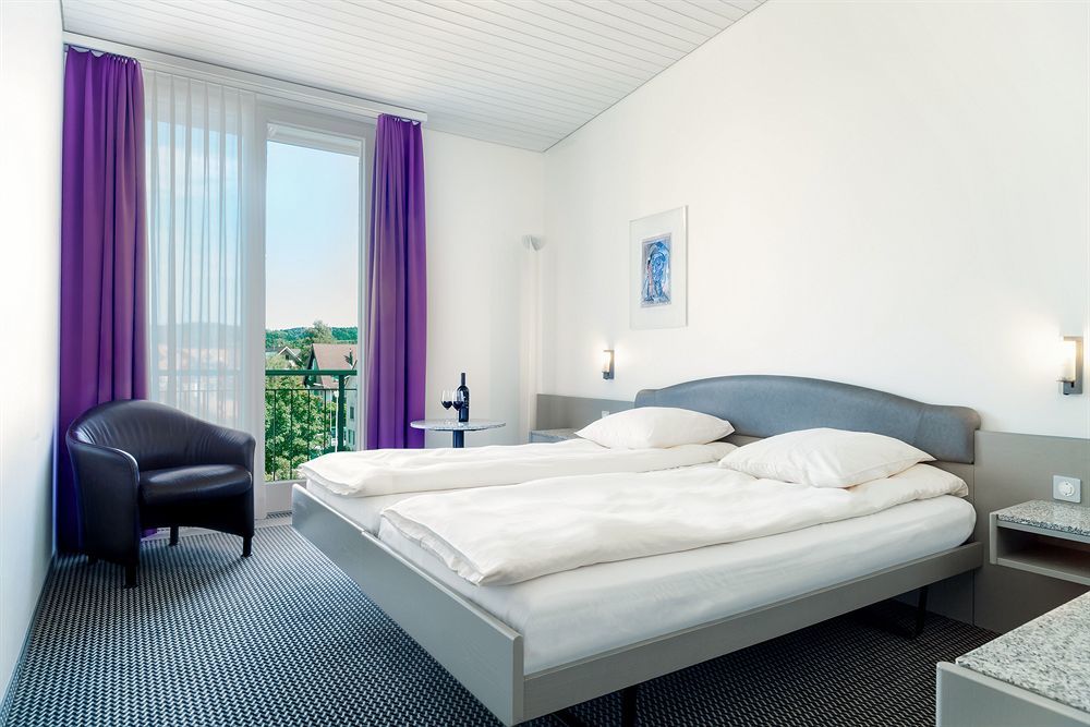 Hotel Fly Away Kloten Eksteriør billede