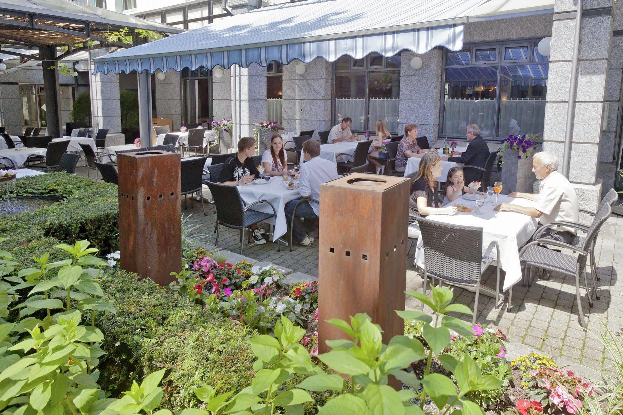 Hotel Fly Away Kloten Eksteriør billede