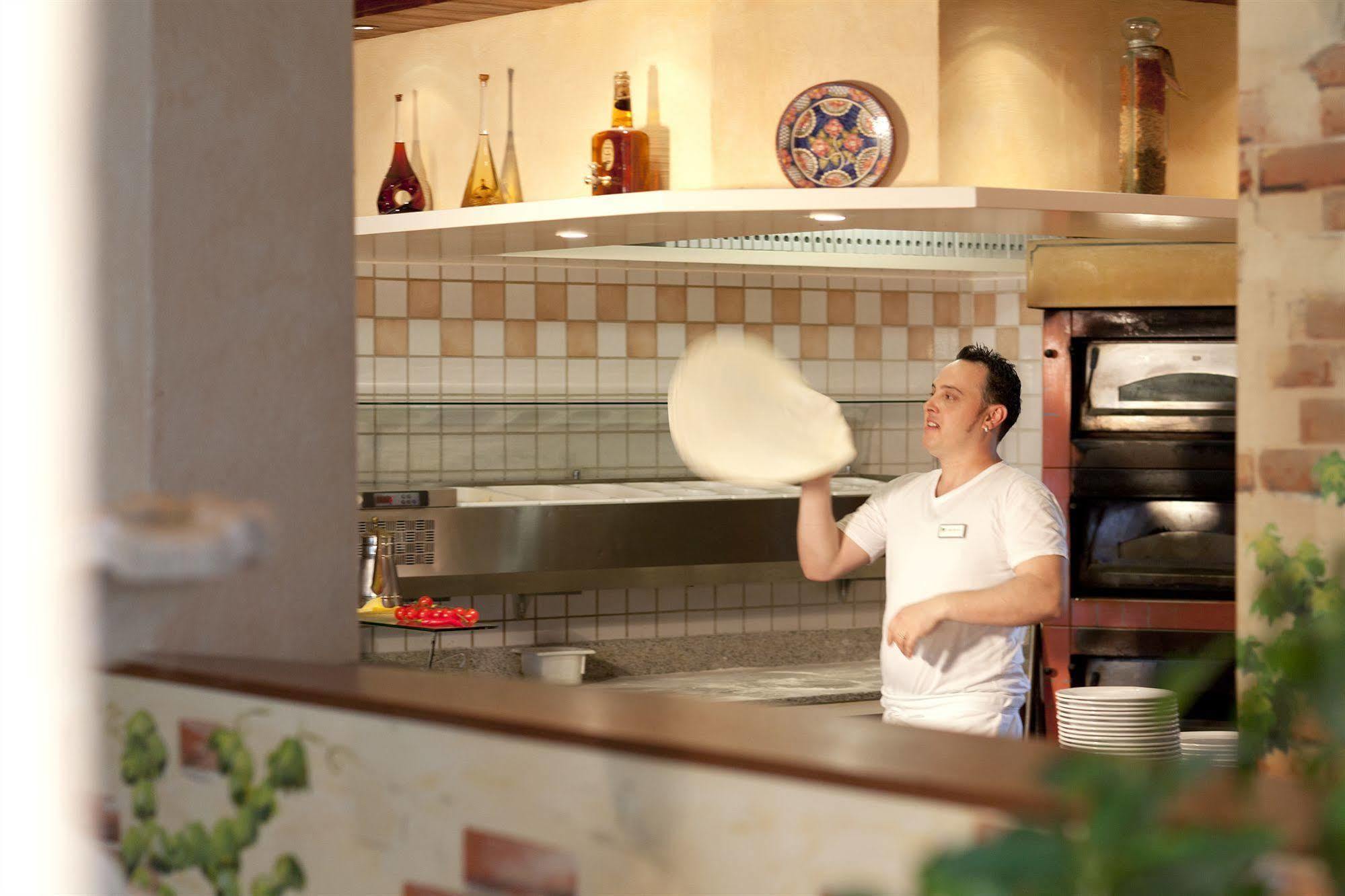 Hotel Fly Away Kloten Restaurant billede